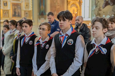 Митрополит Игнатий совершил Литургию Преждеосвященных Даров в Покровском соборе г. Саратова