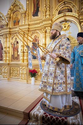 Митрополит Игнатий возглавил соборное архиерейское богослужение в Казанском храме г. Саратова