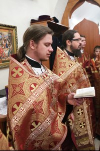 Божественная литургия в храме во имя священномученика Космы Саратовского