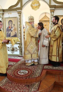 Божественная литургия в Спасо-Преображенском мужском монастыре Саратова