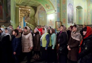Всенощное бдение в храме в честь Покрова Пресвятой Богородицы г. Саратова