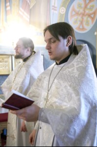 Крещальная литургия в Свято-Троицком кафедральном соборе города Саратова