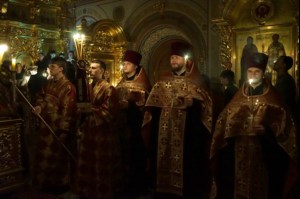 Всенощное бдение в Свято-Троицком кафедральном соборе Саратова