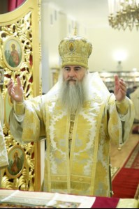 Божественная литургия на Архиерейском подворье — храме во имя преподобного Серафима Саровского г.Саратова