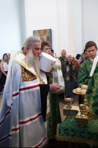 Всенощное бдение в Свято-Сергиевском женском монастыре села Алексеевка Базарно-Карабулакского района