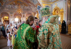 Божественная литургия в Свято-Троицком кафедральном соборе г. Саратова