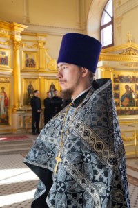 Литургия Преждеосвященных Даров на Архиерейском подворье — в храме святого апостола и евангелиста Иоанна Богослова