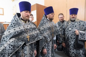 Литургия Преждеосвященных Даров в храме во имя святителя Митрофана Воронежского г. Саратова