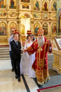 Таинство Венчания в Покровском храме г. Саратова