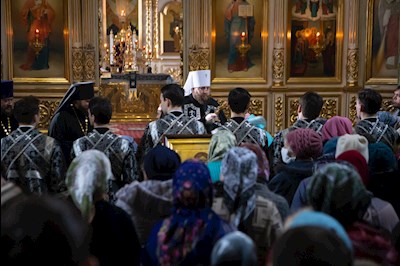 Митрополит Игнатий совершил вечернее богослужение с чином прощения в Покровском соборе г. Саратова