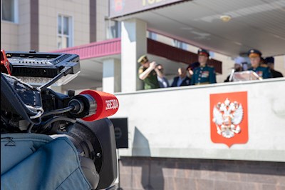 Митрополит Игнатий посетил церемонию выпуска офицеров ВВИМО