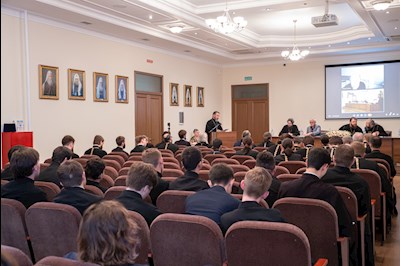 Митрополит Игнатий посетил защиту выпускных работ в СПДС