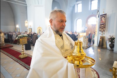 Митрополит Игнатий совершил Божественную литургию в Покровском храме г. Петровска