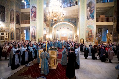 Митрополит Игнатий совершил всенощное бдение в Покровском соборе г. Саратова