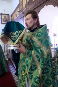 Божественная литургия в храме во имя преподобного Сергия Радонежского поселок Юбилейный г.Саратова