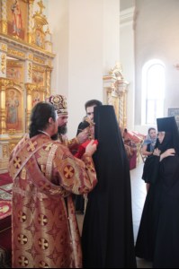 Божественная литургия в Свято-Троицком кафедральном соборе города Вольска