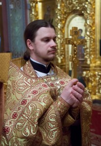 Божественная литургия и новогодний молебен в Свято-Троицком кафедральном соборе города Саратова