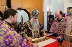 Божественная литургия в храме во имя святого великомученика Георгия Победоносца г.Саратова