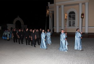 Всенощное бдение с чином Погребения Божией Матери в Свято-Троицком кафедральном соборе г. Вольска