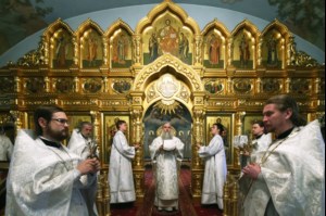 Крещальная литургия в Свято-Троицком кафедральном соборе г.Саратова