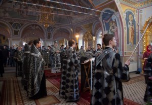 Пассия в Свято-Троицком кафедральном соборе г.Саратова