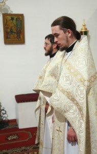 Божественная литургия в храме в честь Покрова Пресвятой Богородицы р.п. Новые Бурасы
