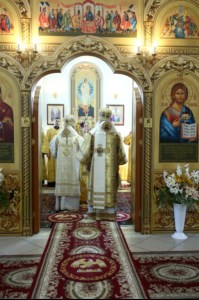 Божественная литургия в храме святых первоверховных апостолов Петра и Павла г. Красноармейска