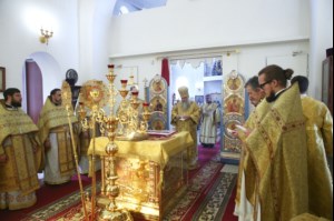 Божественная литургия в храме во имя святых первоверховных апостолов Петра и Павла г.Аткарска