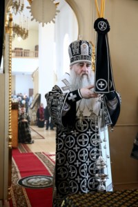 Литургия Преждеосвященных Даров в храме в честь Казанской иконы Божией Матери г.Саратова