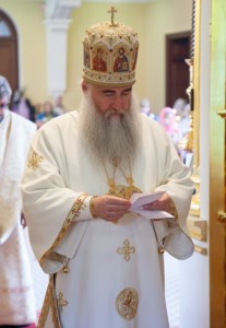 Божественная литургия на Архиерейском подворье — храме во имя святого апостола и евангелиста Иоанна Богослова при СПДС