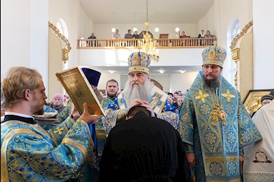 Божественная литургия в храме в честь Казанской иконы Божией Матери г. Саратова