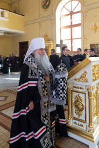 Уставное богослужение на Архиерейском подворье — в храме во имя святого апостола и евангелиста Иоанна Богослова при СПДС