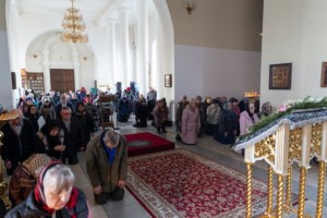 Великое повечерие с чтением канона преподобного Андрея Критского в Свято-Троицком кафедральном соборе г. Вольска