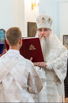 Митрополит Лонгин совершил отпевание игумении Ксении (Афанасьевой)