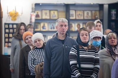 Митрополит Игнатий совершил Божественную литургию в храме во имя святителя Николая Японского г. Саратова