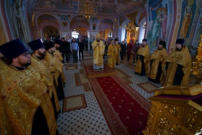 Митрополит Игнатий совершил всенощное бдение в Свято-Троицком кафедральном соборе г. Саратова