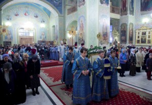 Всенощное бдение в храме в честь Покрова Пресвятой Богородицы г. Саратова