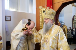Божественная литургия в храме во имя святого великомученика Георгия Победоносца города Саратова