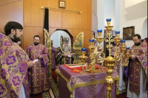 Божественная литургия в храме во имя святого великомученика Георгия Победоносца г.Саратова