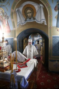Крещальная литургия в Свято-Троицком кафедральном соборе г.Саратова