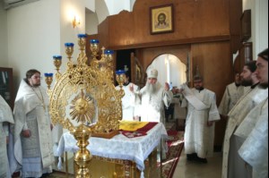 Божественная литургия в храме во имя святого равноапостольного великого князя Владимира г. Саратова