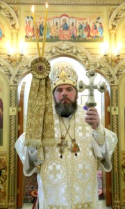 Божественная литургия в храме святых первоверховных апостолов Петра и Павла г. Красноармейска