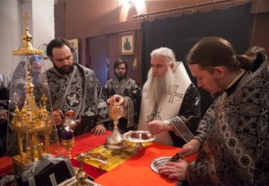 Литургия Преждеосвященных Даров в храме во имя святителя Тихона, Епископа Воронежского, Задонского чудотворца г.Саратова