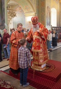 Всенощное бдение в храме в честь Покрова Пресвятой Богородицы г.Саратова
