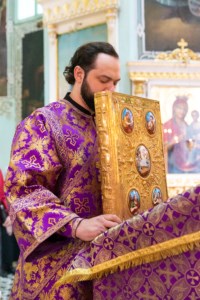Литургия Преждеосвященных Даров в храме в честь Сошествия Святого Духа г. Саратова