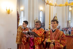Божественная литургия в храме великомученика Георгия Победоносца г. Саратова