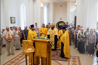 Всенощное бдение в Княже-Владимирском храме Саратова