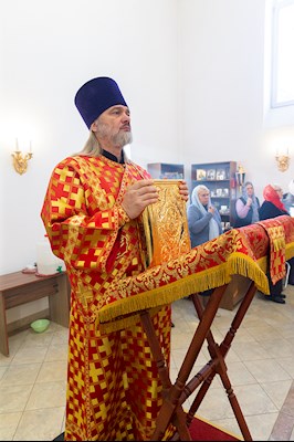 Божественная литургия в храме Воскресения Христова г. Саратова