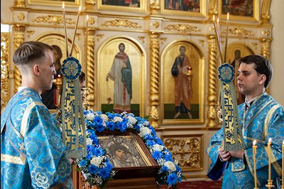 Всенощное бдение в храме в честь Казанской иконы Божией Матери р.п. Татищево