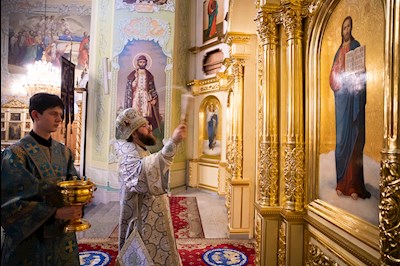 Митрополит Игнатий совершил всенощное бдение в Покровском соборе г. Саратова